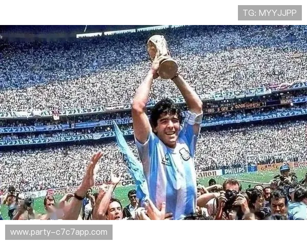 阿根廷足球传奇人物盘点：从马拉多纳到梅西的伟大历程